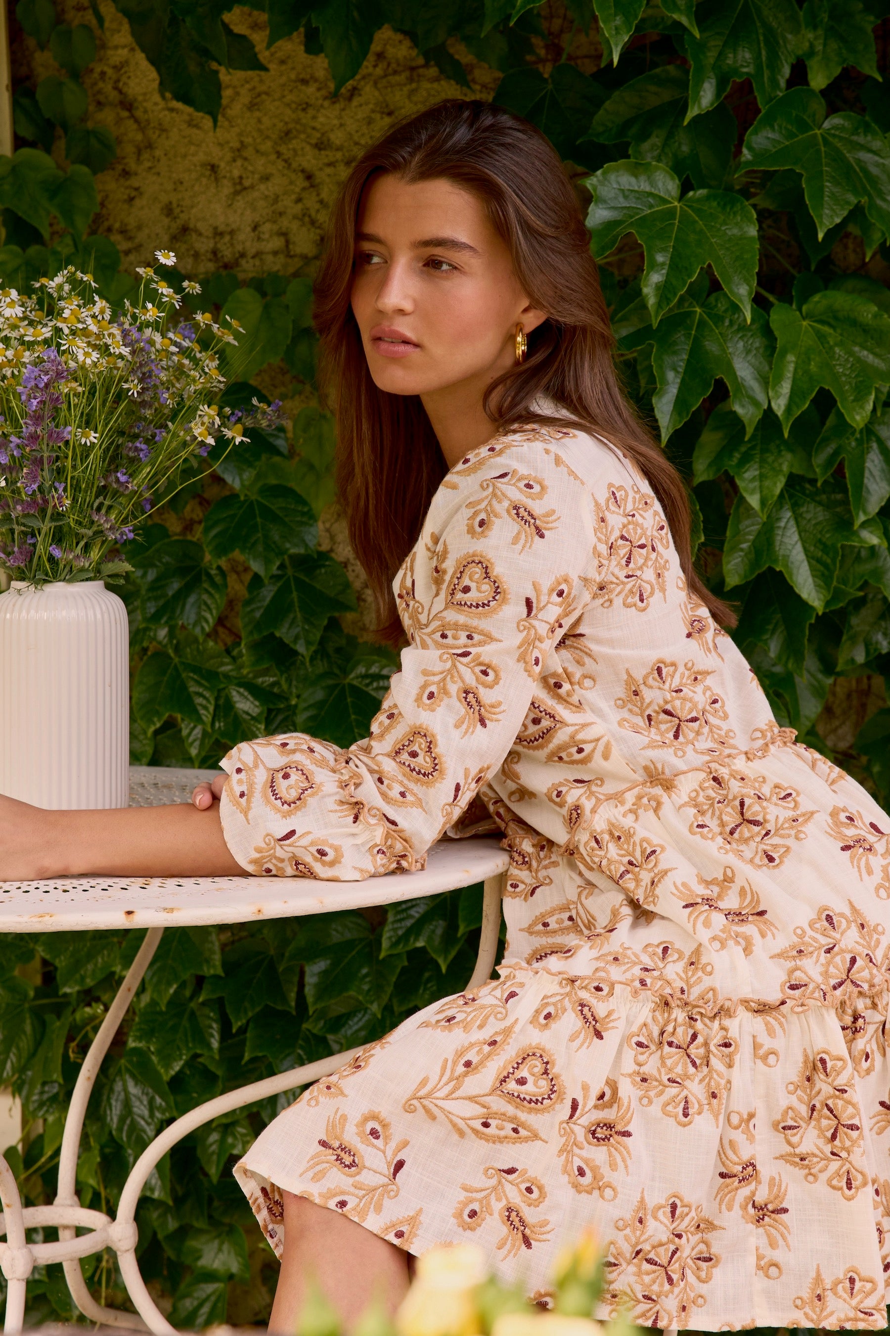 Robe Ischia brodée camel