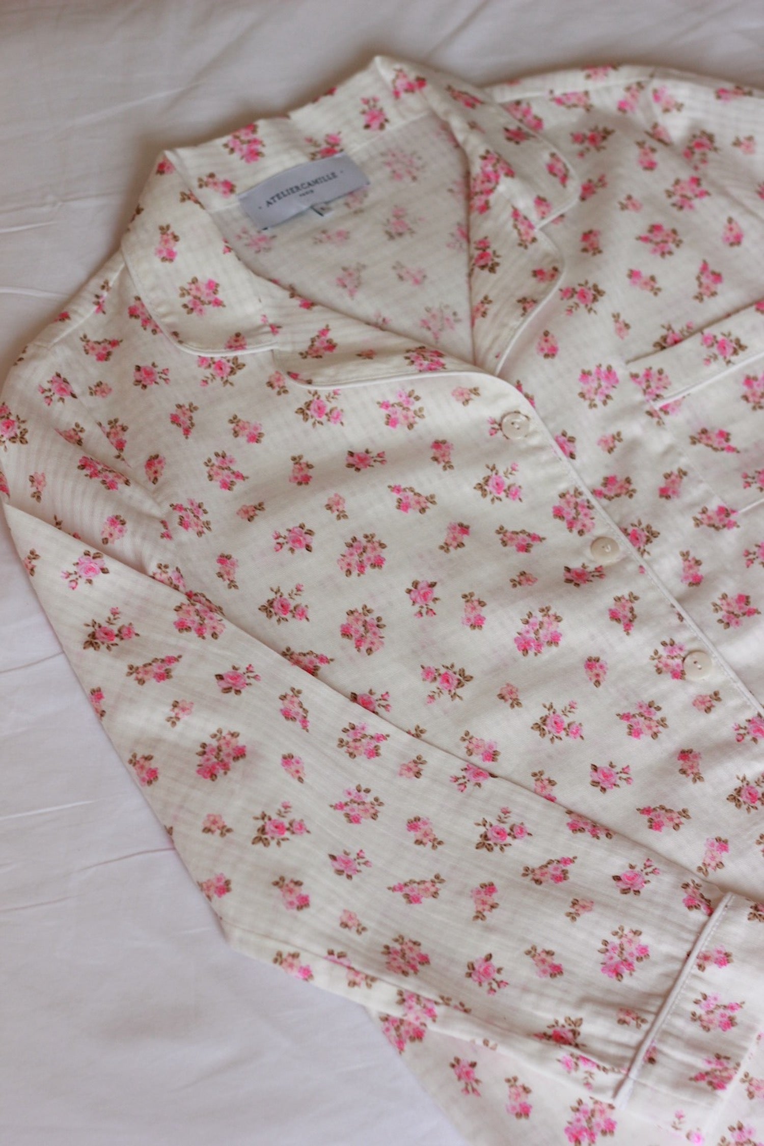 Honorine bouquet of roses shirt