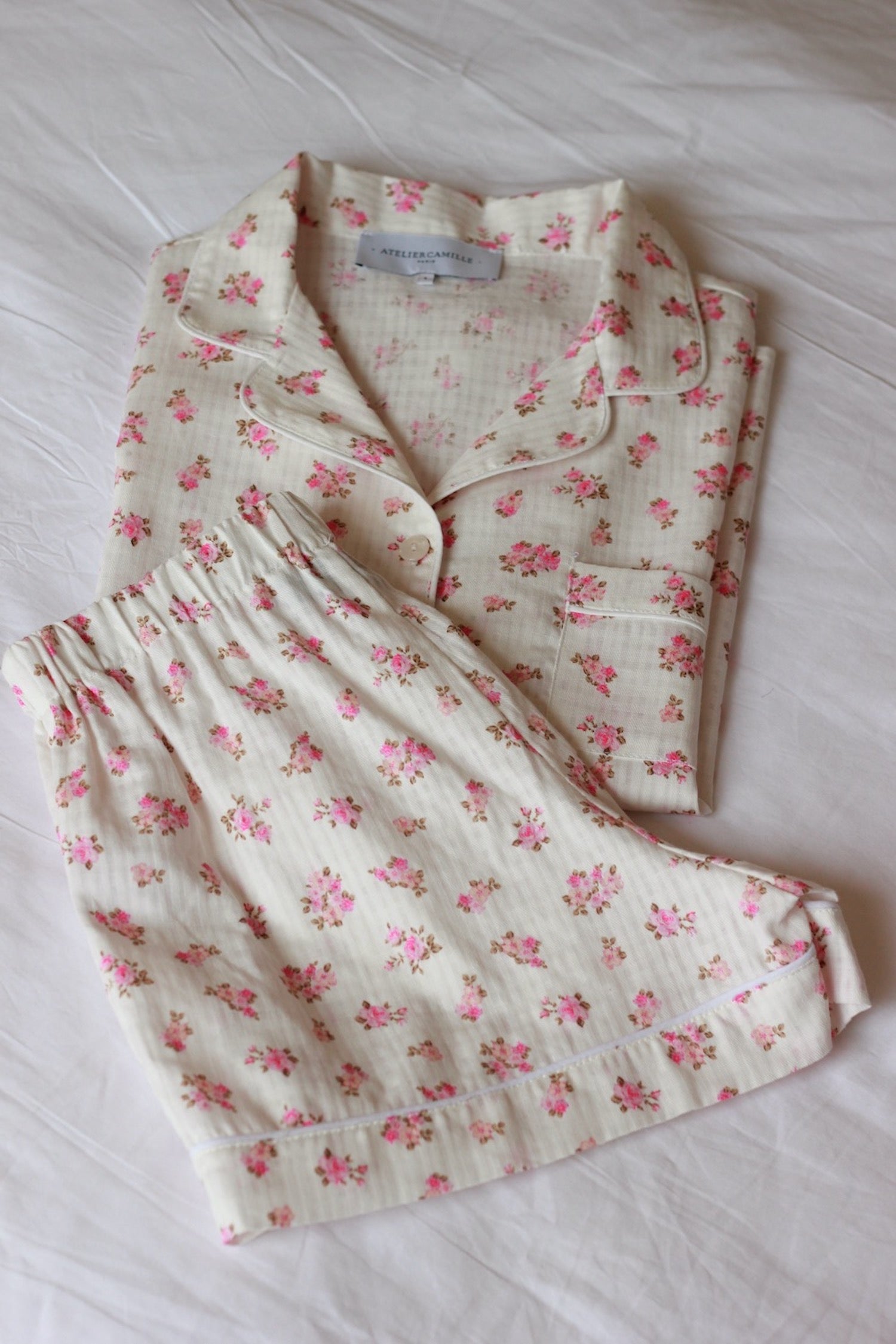 Honorine bouquet of roses shirt