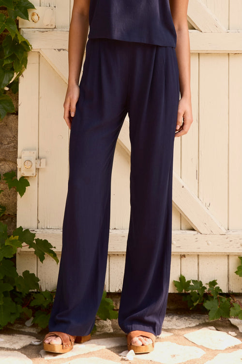 Figari navy linen pants