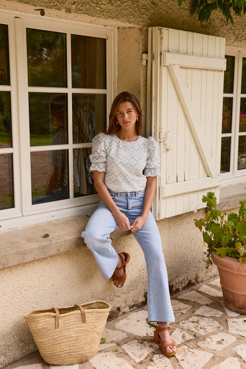 Blouse Annie brodée bleue