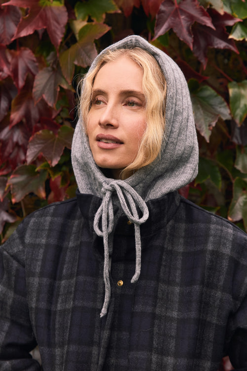 Cagoule Edna maille grise (disponible le 17.10)