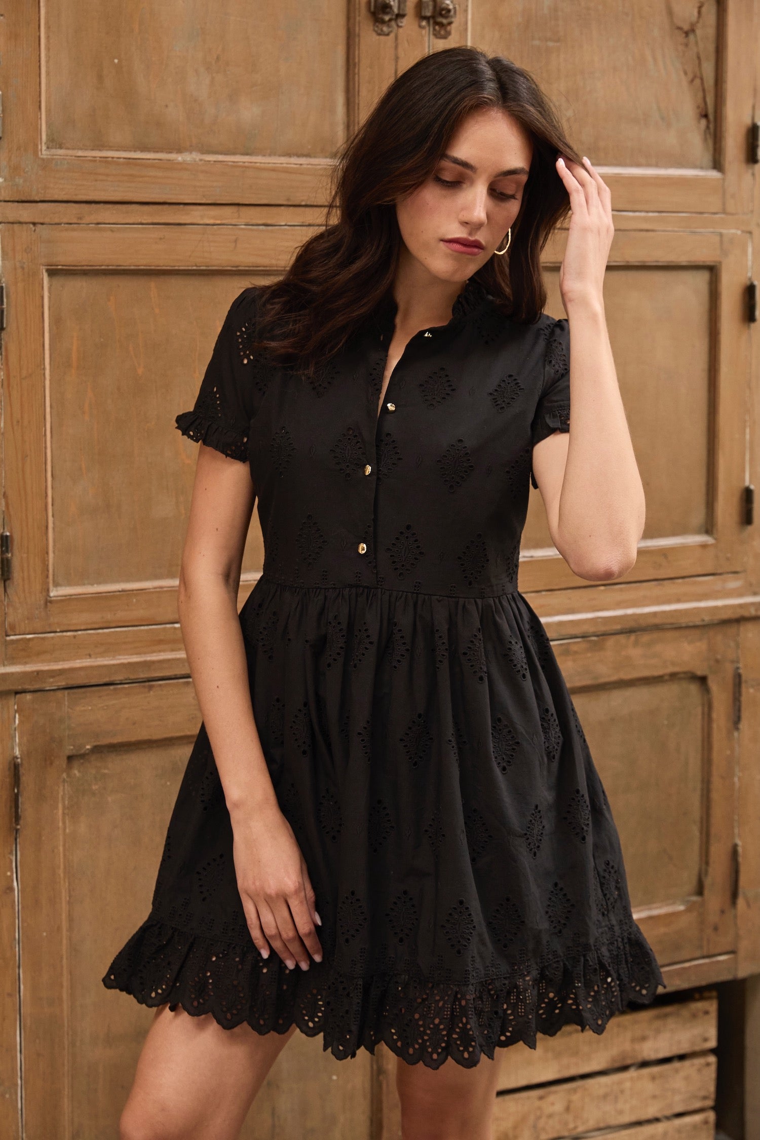 Robe Cassis brodée noire