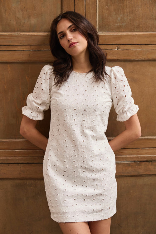 Robe Anne brodée écrue
