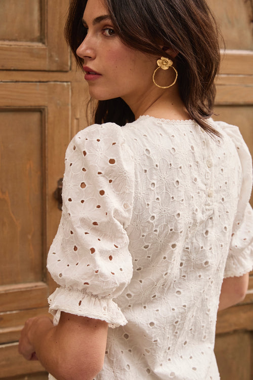 Robe Anne brodée écrue